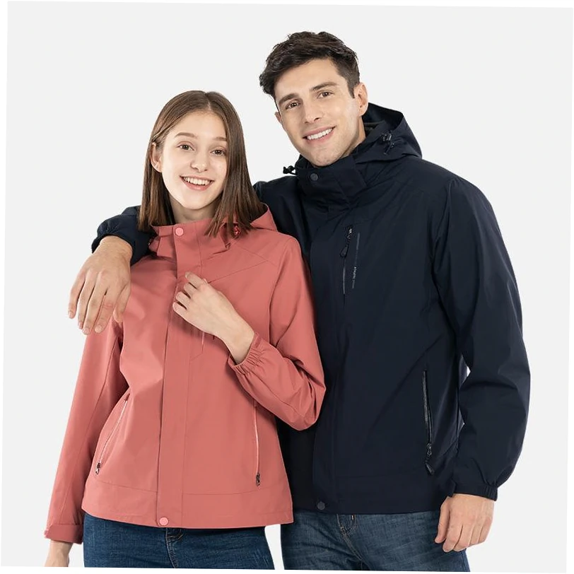 Winter Hiking Layers vs Cotton: Which Works Best?